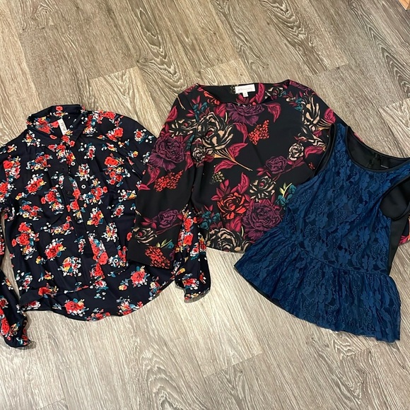 Bundle of 3 Tops - Picture 1 of 4